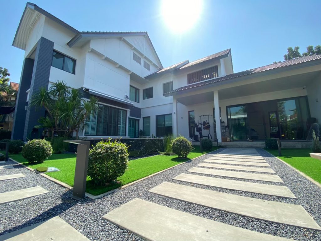 Classsic house style and expandtion area